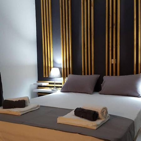 Apartment In The Heart Of The City 5 Larissa Bagian luar foto