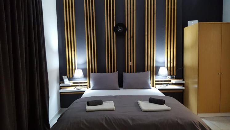 Apartment In The Heart Of The City 5 Larissa Bagian luar foto